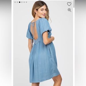 Pink blush chambray maternity dress with puff sleeves and tie back. Size small